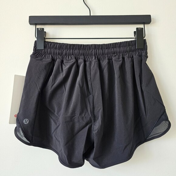 NWT LULULEMON Black Hotty Hot Low Rise 4" Shorts Lined 6 - Picture 4 of 8